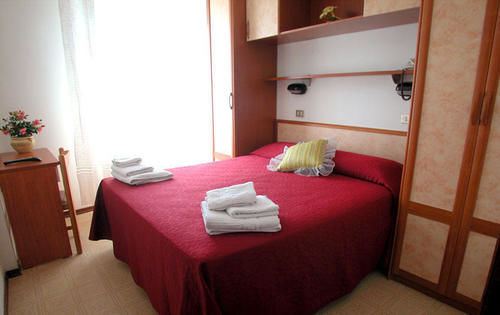 Hotel Merkury Torre Pedrera Exterior photo